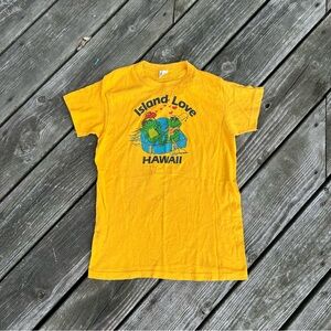 Vintage 1970s Hanes HAWAII Souvenir Island Frog Boat Beach Tee Shirt Small